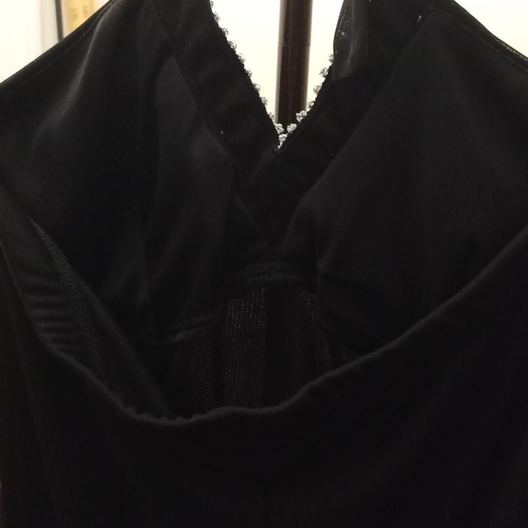 Dress - Picture 3 of 6